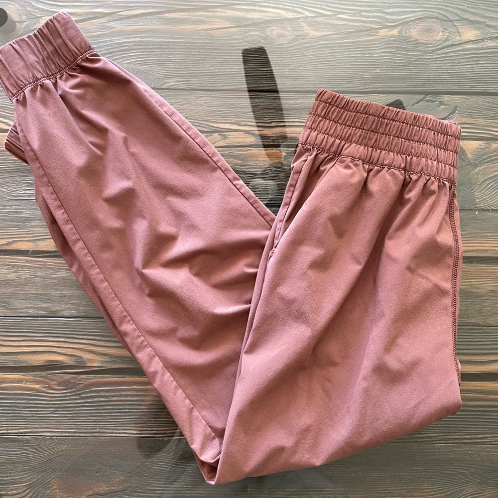 Vuori Pink Jogger Track Pants Relaxed Fit